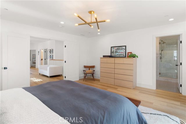 Detail Gallery Image 33 of 60 For 315 Lugonia St, Newport Beach,  CA 92663 - 4 Beds | 4 Baths