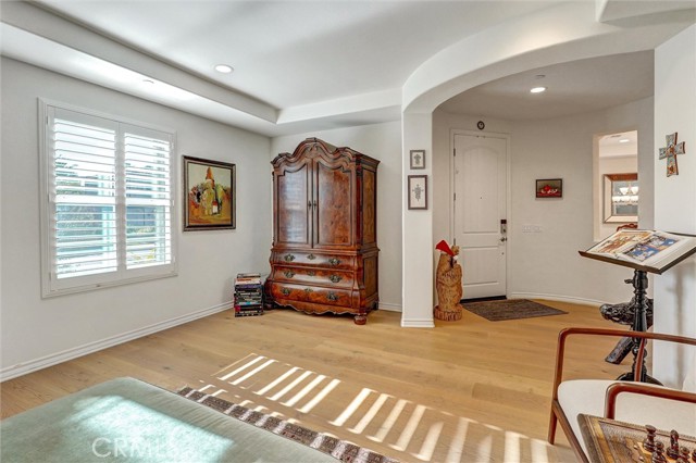 Detail Gallery Image 7 of 60 For 6845 Shadow Wood Dr, Moorpark,  CA 93021 - 5 Beds | 4/1 Baths