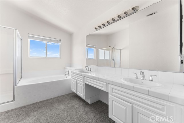5604 Kingman, Palmdale CA: https://media.crmls.org/medias/def95f81-679a-484d-a762-2dd421346a19.jpg
