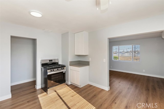 12777 Perris Boulevard, Moreno Valley CA: https://media.crmls.org/medias/def960dc-102c-41d0-afe8-2197d5a3615a.jpg