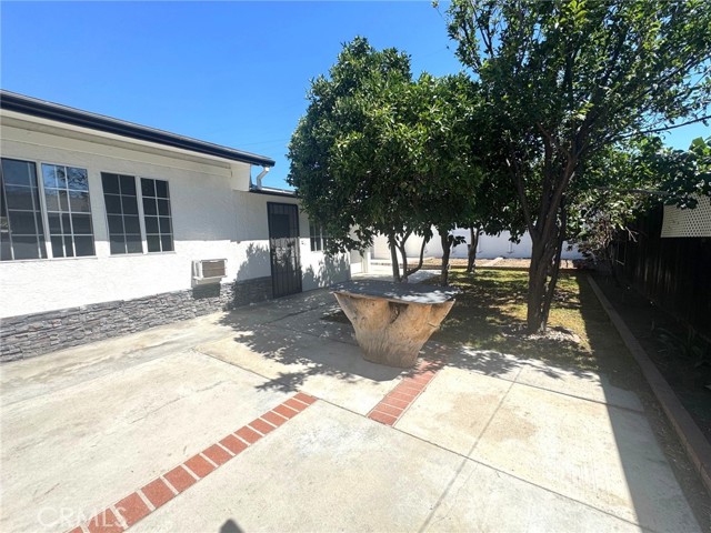 7892 8th Street, Buena Park CA: https://media.crmls.org/medias/def99833-4f6b-4bca-a9d2-3ef395b7a285.jpg