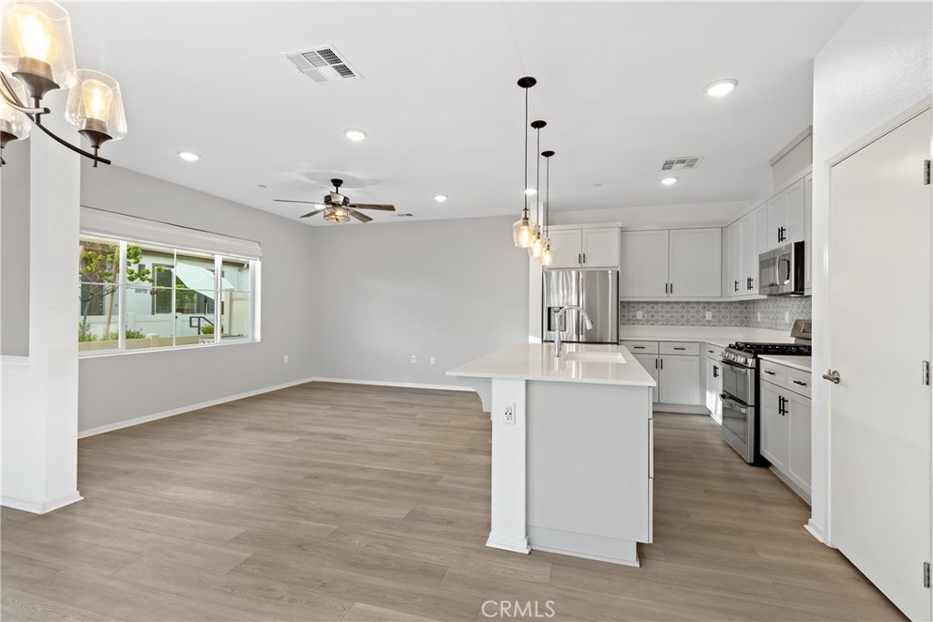 MLS #SW25148238 img 4