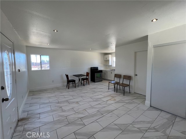 41060 158th E Street, Lake Los Angeles CA: https://media.crmls.org/medias/defa5e8f-3f70-4395-bd7b-4b8ec4ebeca6.jpg