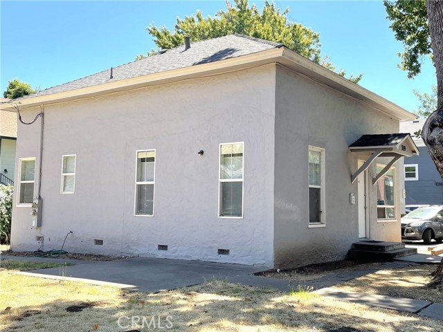 709 W 2nd Street, Chico CA: https://media.crmls.org/medias/defa67ac-3fbb-43d1-b7c9-b1bc5bcac87f.jpg