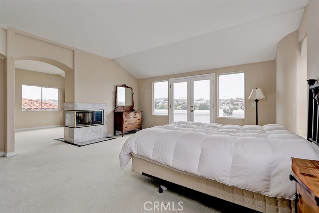 1936 Loma Drive, Hermosa Beach, California 90254, 3 Bedrooms Bedrooms, ,3 BathroomsBathrooms,Residential,Sold,Loma,SB21238629