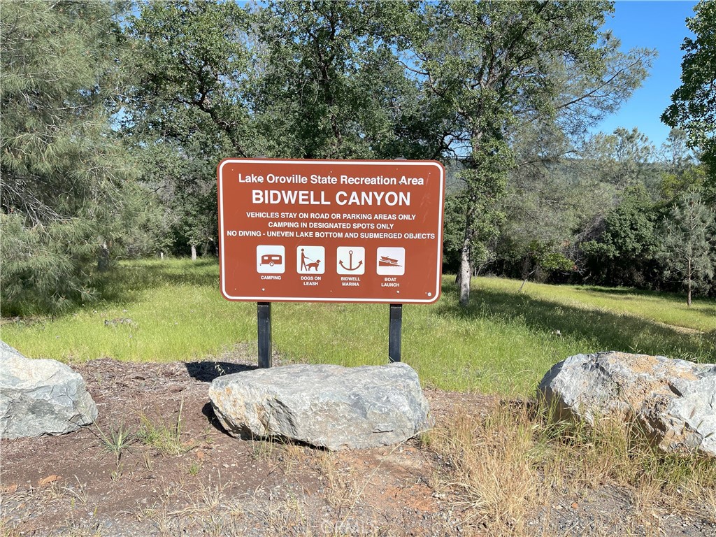 https://media.crmls.org/medias/defb643d-a74f-40d0-be95-5bf2e16035ff.jpg?preset=X-Large