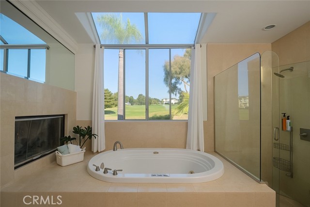 6471 Morningside Drive, Huntington Beach CA: https://media.crmls.org/medias/defbbc41-66fa-40bd-ab01-4b8d0c645935.jpg