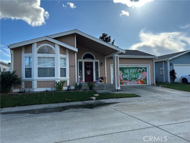 Front Image Thumbnail for CRSR25265656