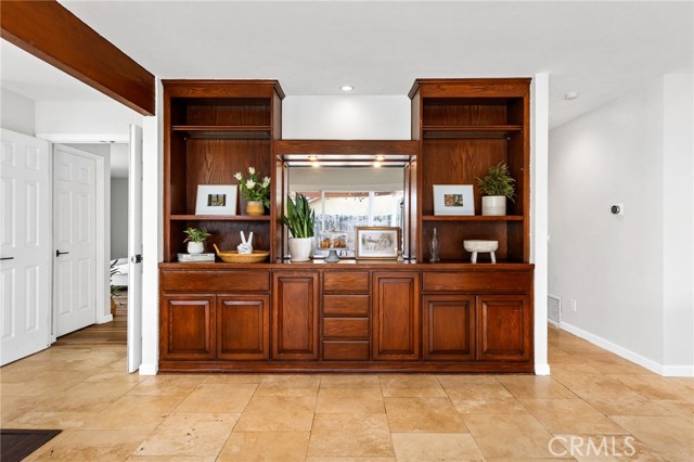 Detail Gallery Image 9 of 44 For 222 Avenida Chapala, San Marcos,  CA 92069 - 4 Beds | 2 Baths