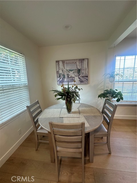 2303 Amherst Avenue, Los Angeles CA: https://media.crmls.org/medias/defd8988-6b16-4f0e-b594-6b6de5f83a56.jpg