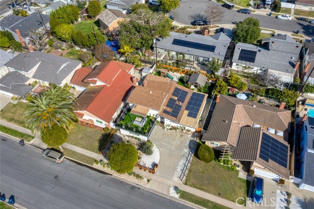 Detail Gallery Image 42 of 43 For 16782 Heritage Ln, Huntington Beach,  CA 92647 - 4 Beds | 2 Baths