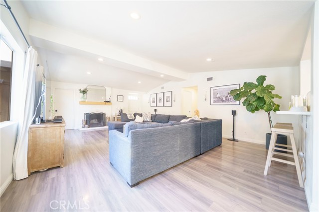 Detail Gallery Image 8 of 50 For 348 Hamilton, Costa Mesa,  CA 92627 - 3 Beds | 2 Baths