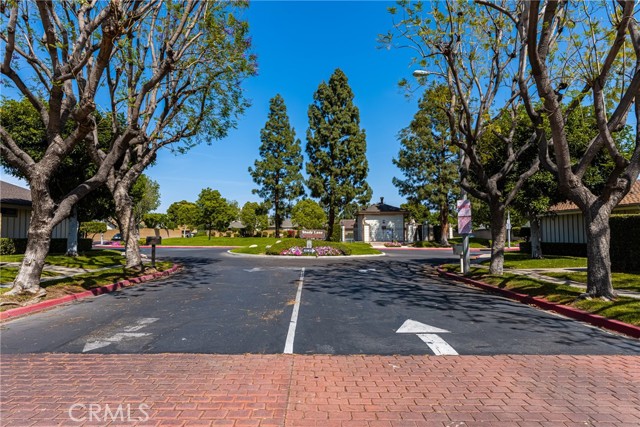 Detail Gallery Image 52 of 53 For 2045 Barclay Ct, Santa Ana,  CA 92701 - 2 Beds | 2 Baths