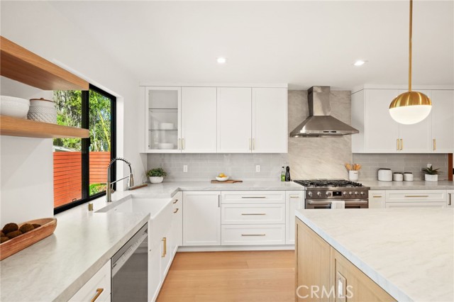 Image 13 of 46 For 15609 Huston Street