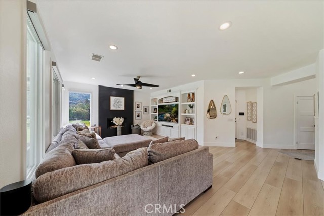 Detail Gallery Image 23 of 62 For 13786 Staghorn Ct, Yucaipa,  CA 92399 - 5 Beds | 4 Baths