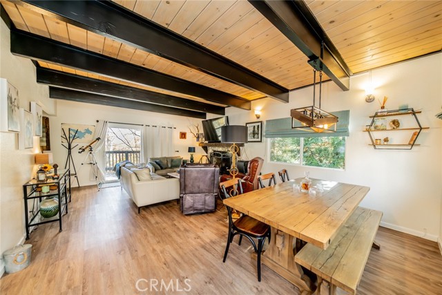 Detail Gallery Image 12 of 56 For 1181 Voltaire, Lake Arrowhead,  CA 92352 - 4 Beds | 3 Baths