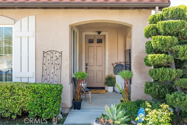 Detail Gallery Image 2 of 50 For 19540 Ellis Henry Ct, Newhall,  CA 91321 - 5 Beds | 3 Baths