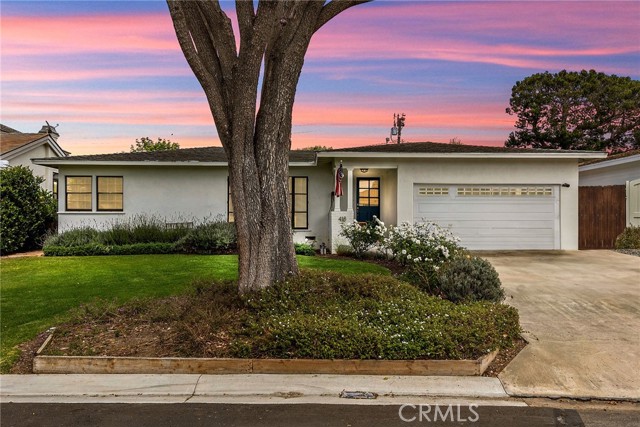 Detail Gallery Image 1 of 1 For 418 Pirate Rd, Newport Beach,  CA 92663 - 3 Beds | 1 Baths