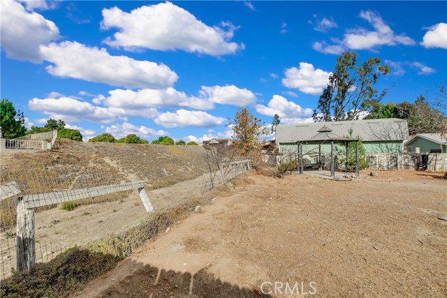 Detail Gallery Image 31 of 36 For 24650 Rooster Rd, Wildomar,  CA 92595 - 4 Beds | 2 Baths