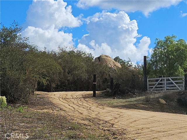 Detail Gallery Image 2 of 6 For 0 Day Ln, Temecula,  CA 92590 - – Beds | – Baths