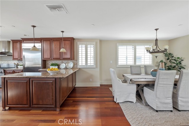 429 21st Place, Manhattan Beach, California 90266, 3 Bedrooms Bedrooms, ,3 BathroomsBathrooms,Residential,Sold,21st,SB22099322