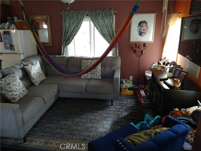 23450 NEWHALL Avenue, Newhall CA: https://media.crmls.org/medias/df00e38e-3ff2-48f6-9ef4-8e2da7342c92.jpg