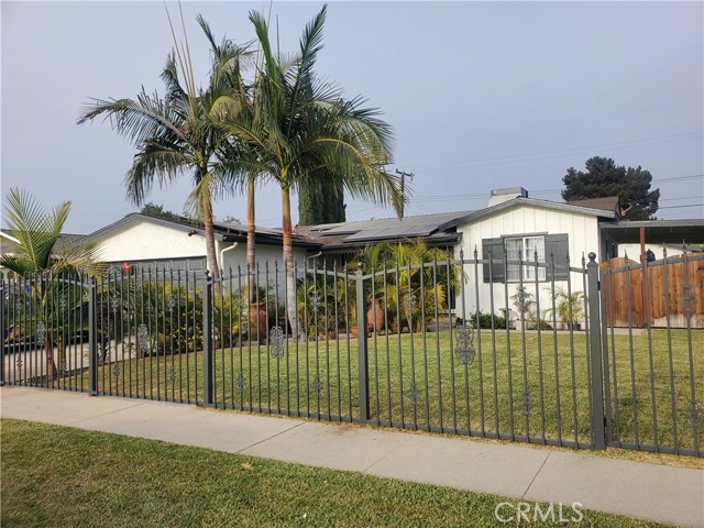 Detail Gallery Image 1 of 32 For 2241 W Francisquito Ave, West Covina,  CA 91790 - 4 Beds | 2 Baths