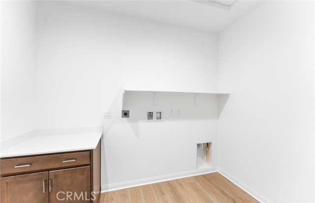3920 Hudson Lane, Lake Elsinore CA: https://media.crmls.org/medias/df01c8f7-4bc5-40c8-bbd4-037116c6ed40.jpg
