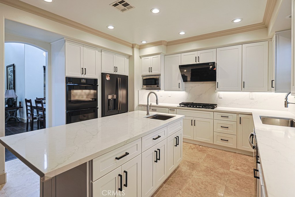 MLS #OC26140754 image #39
