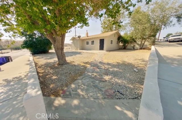 16853 Forrest Avenue Victorville CA 92395