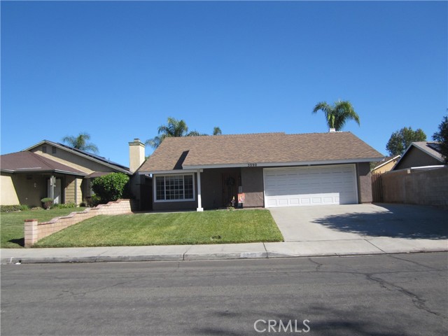 MLS# IV23213710