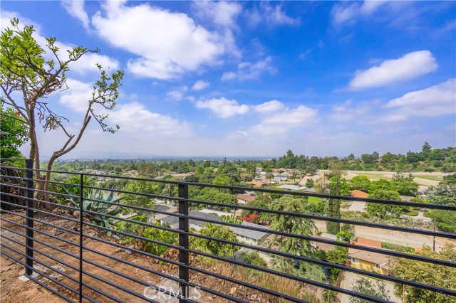 Detail Gallery Image 10 of 67 For 700 Norumbega Dr, Monrovia,  CA 91016 - 3 Beds | 2 Baths