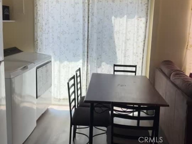 1017 S Chester Avenue, Compton CA: https://media.crmls.org/medias/df047b0c-b4bf-49f6-ae7e-aaf90fa209ba.jpg