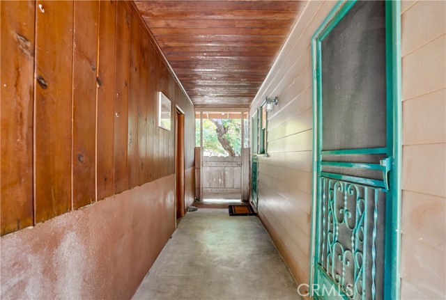 10122 Mcvine Avenue photo 8
