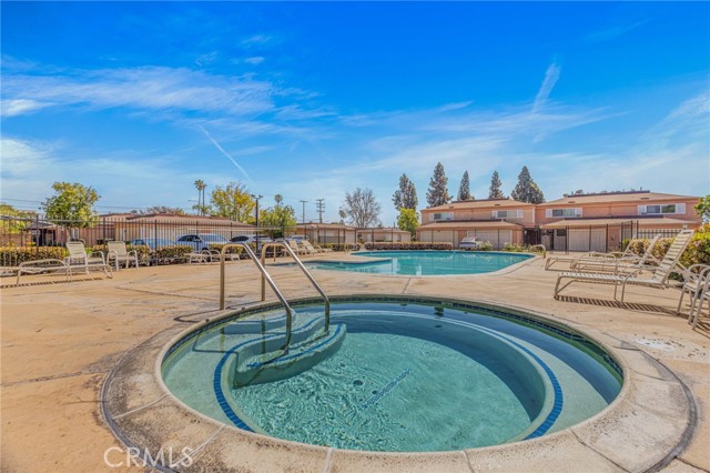 Detail Gallery Image 37 of 39 For 1105 N Dresden #52,  Anaheim,  CA 92801 - 3 Beds | 2/1 Baths