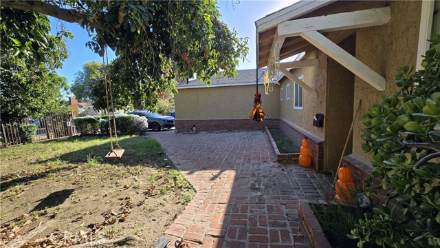 7865 Jamieson photo 3