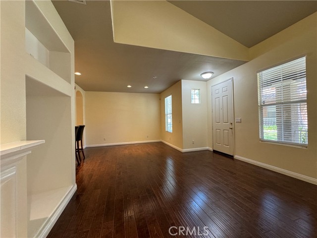 Detail Gallery Image 13 of 41 For 28154 Ashbrook Ln, Valencia,  CA 91354 - 2 Beds | 2/1 Baths