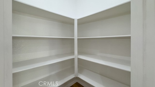 31659 Rosales Avenue, Murrieta CA: https://media.crmls.org/medias/df067a3b-fc4f-4252-935a-9583aba2c672.jpg