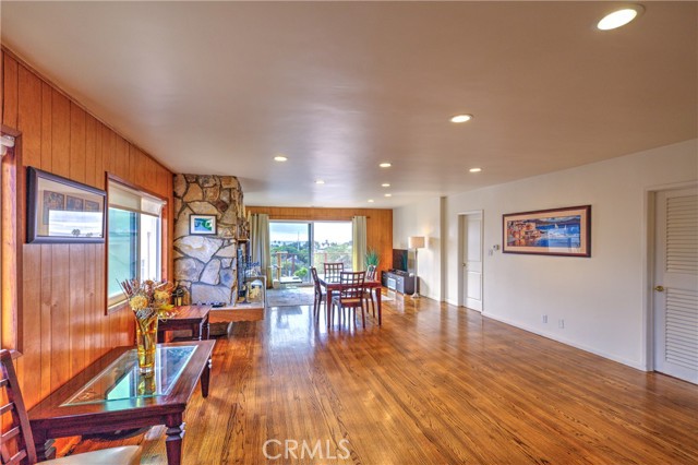 507 Helberta, Redondo Beach, California 90277, ,Residential Income,For Sale,Helberta,SB25240356 507 Helberta, Redondo Beach, California 90277, ,Residential Income,For Sale,Helberta,SB25240356