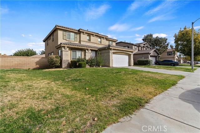 Detail Gallery Image 2 of 39 For 3811 E Avenue Q12, Palmdale,  CA 93550 - 4 Beds | 3 Baths