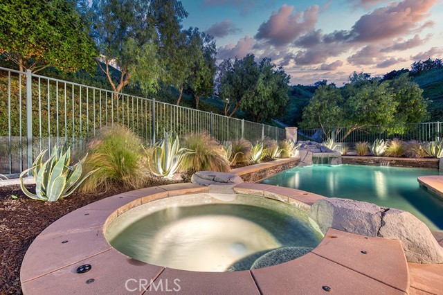 Detail Gallery Image 37 of 47 For 10 Taylynn Ct, Coto de Caza,  CA 92679 - 5 Beds | 4/2 Baths