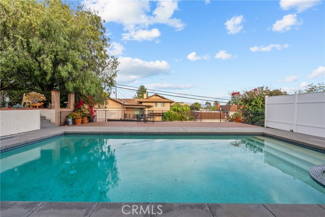 Detail Gallery Image 50 of 59 For 9558 Swinton, North Hills,  CA 91343 - 3 Beds | 2 Baths