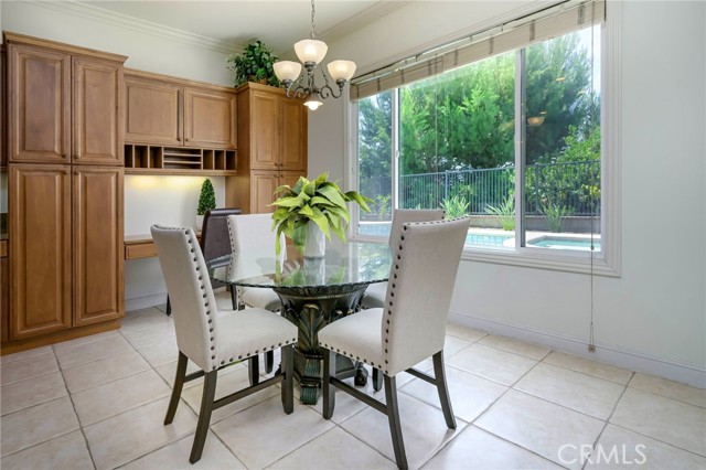 17265 BLUE SPRUCE Lane, Yorba Linda CA: https://media.crmls.org/medias/df08dbca-f6b8-400e-9159-64248f061d23.jpg