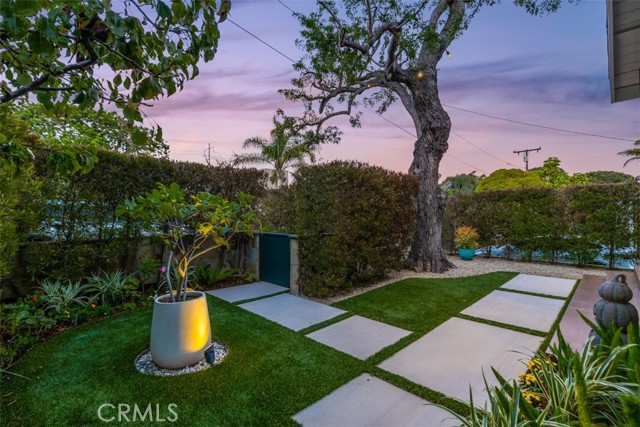 732 36th Street, Manhattan Beach, California 90266, 4 Bedrooms Bedrooms, ,3 BathroomsBathrooms,Residential,Sold,36th,SB21235456