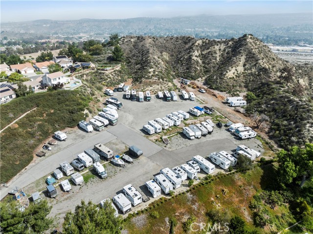 Detail Gallery Image 33 of 34 For 26838 -C Avenue of the Oaks #C,  Newhall,  CA 91321 - 2 Beds | 2 Baths