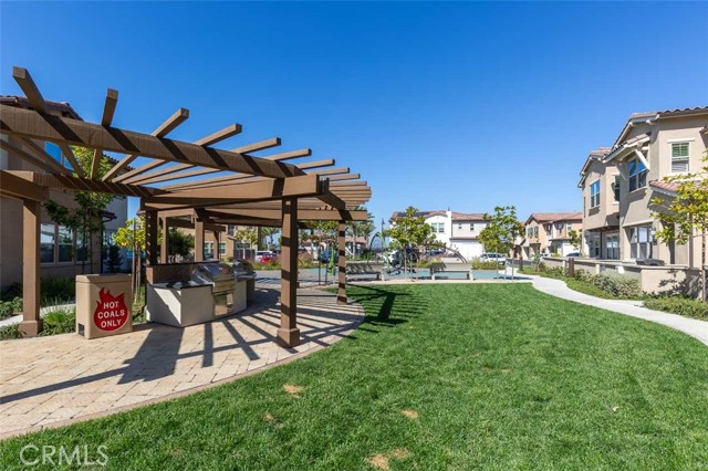 Detail Gallery Image 6 of 30 For 1095 Delpy View, Vista,  CA 92084 - 3 Beds | 2/1 Baths