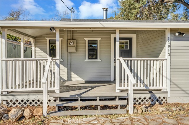 Detail Gallery Image 2 of 20 For 12940 1st, Clearlake Oaks,  CA 95423 - 2 Beds | 2 Baths