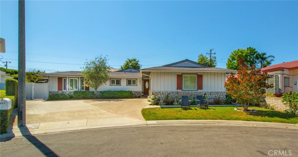 1951 Aliso Avenue