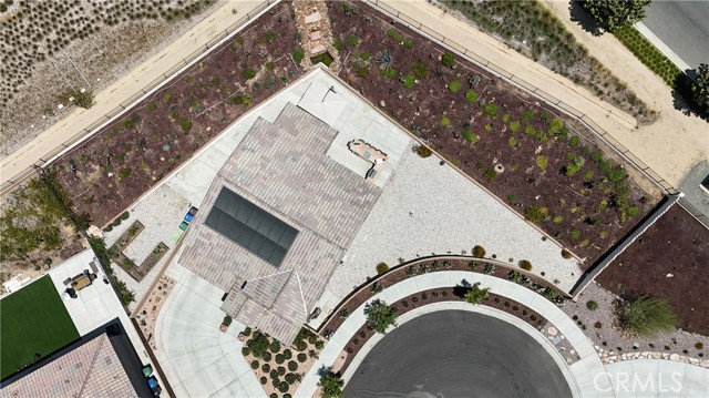 11800 Starlily Court, Corona CA: https://media.crmls.org/medias/df0ac5f6-c2fd-41cc-911d-0c5f94984ced.jpg