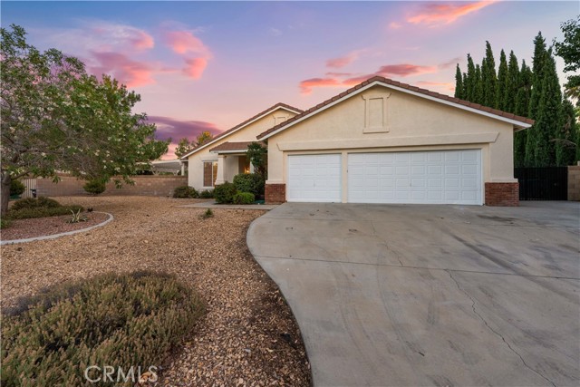 Detail Gallery Image 4 of 36 For 4652 Starstone Ct, Palmdale,  CA 93551 - 3 Beds | 2 Baths